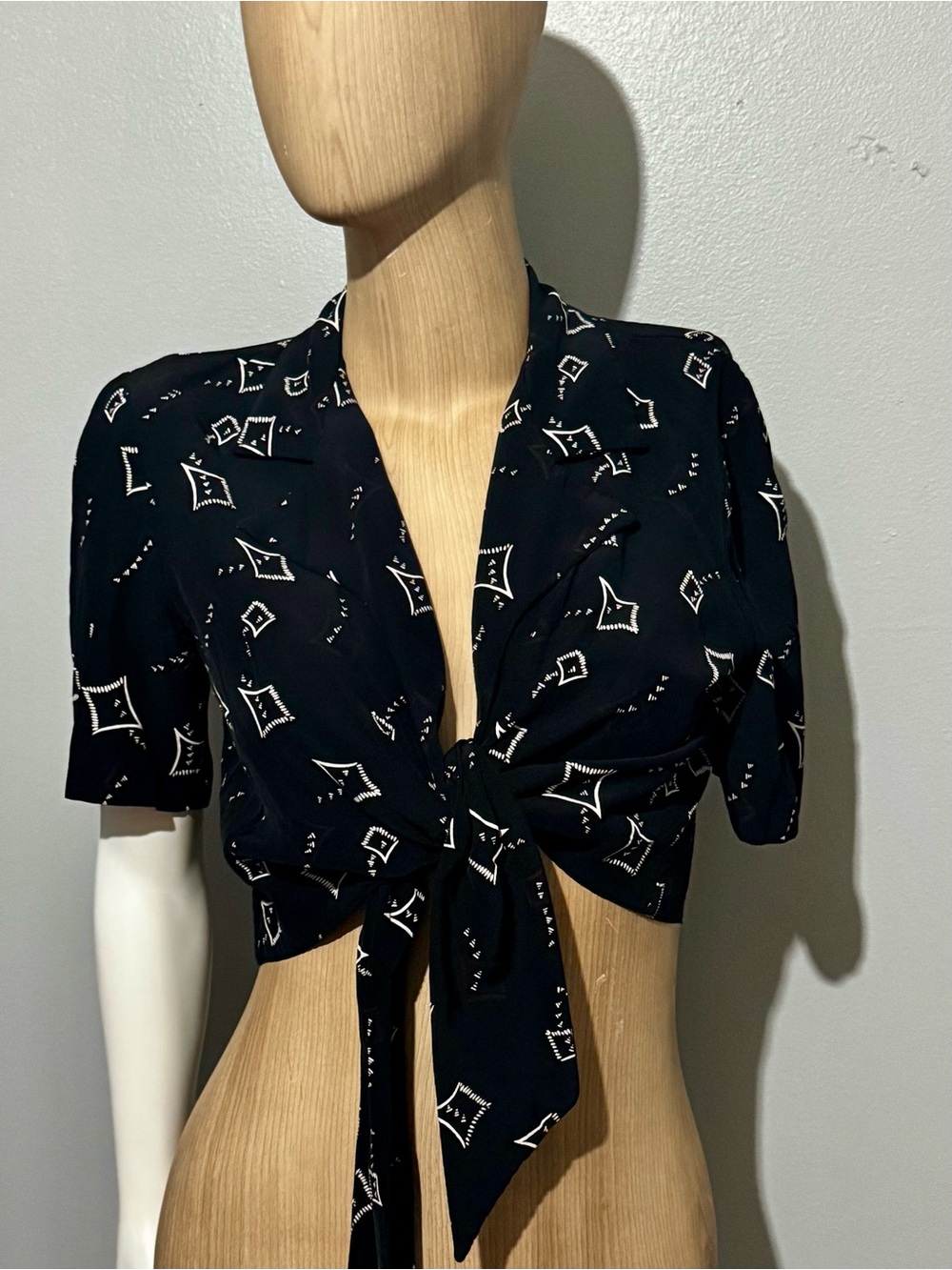 Tie-Front Vintage Boxy Cropped Black Printed Top Goth Core Witchy